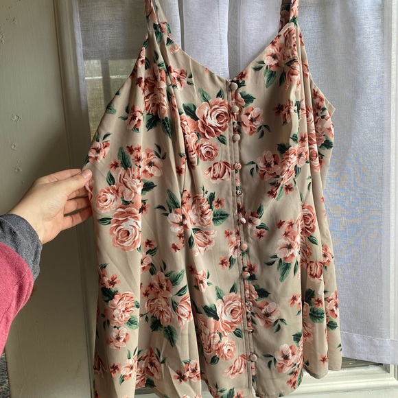 Torrid size 1 tank top - Picture 2 of 5